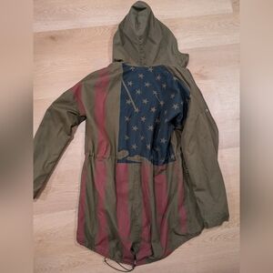 BDG Urban Outfitters Green Utility Army Jacket w/flag on the back Sz Large NWOT